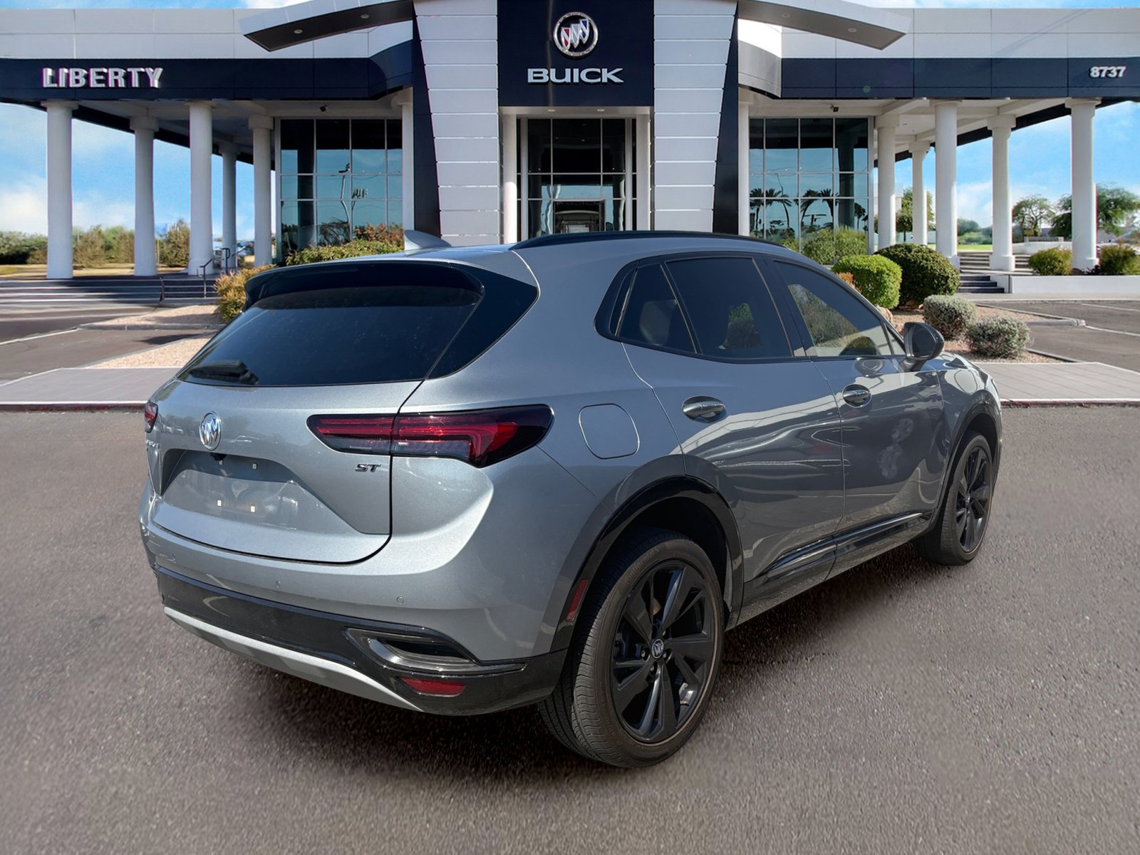 Used 2023 Buick Envision Preferred w/ Sport Touring Package AWD/4WD image 2