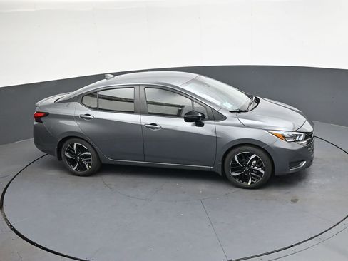 New 2025 Nissan Versa SR w/ Trunk Package image 24