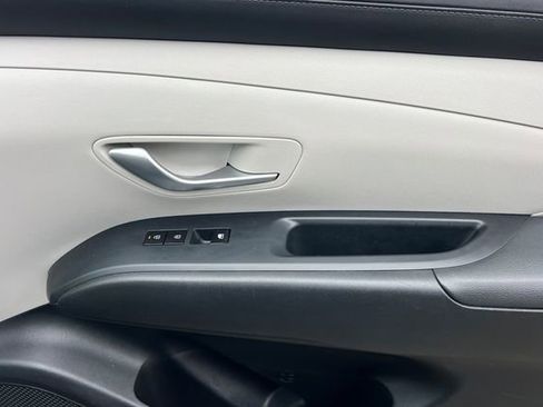 Used 2025 Hyundai Tucson SEL FWD image 23