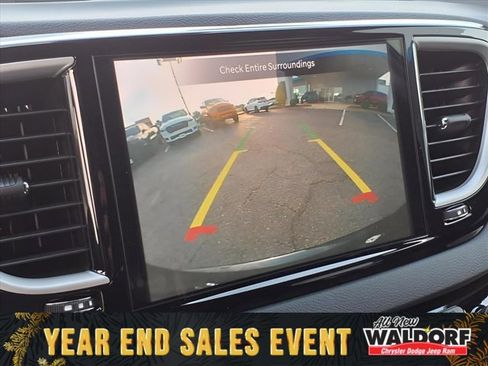 New 2025 Chrysler Voyager LX image 15