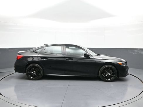 Certified 2023 Honda Civic Sport image 5