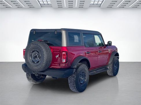 New 2025 Ford Bronco Big Bend w/ Black Diamond Package image 3