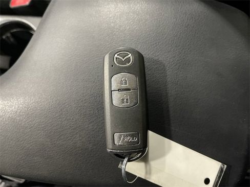 Used 2016 MAZDA CX-5 Touring image 32