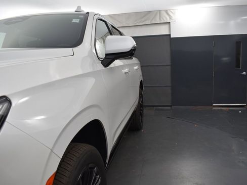 Used 2021 Cadillac Escalade Sport w/ Driver Assist Tech Package image 37