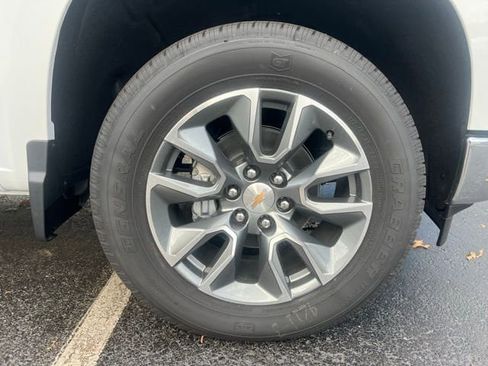 New 2026 Chevrolet Silverado 1500 LT w/ Safety Package image 37