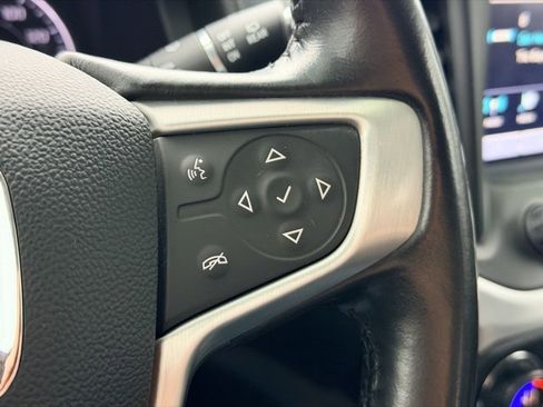 Used 2019 GMC Acadia SLT w/ Black Edition image 11