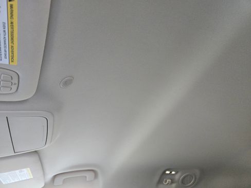 Certified 2022 Ford Explorer Limited w/ Equipment Group 301A image 18