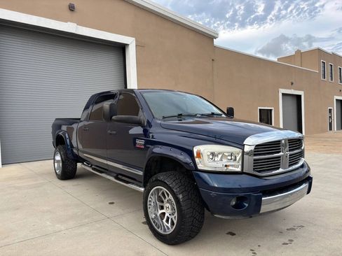 Used 2009 Dodge Ram 2500 Truck Laramie AWD/4WD image 5