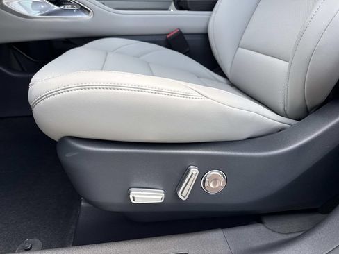 New 2026 Lincoln Nautilus Premier AWD/4WD image 20