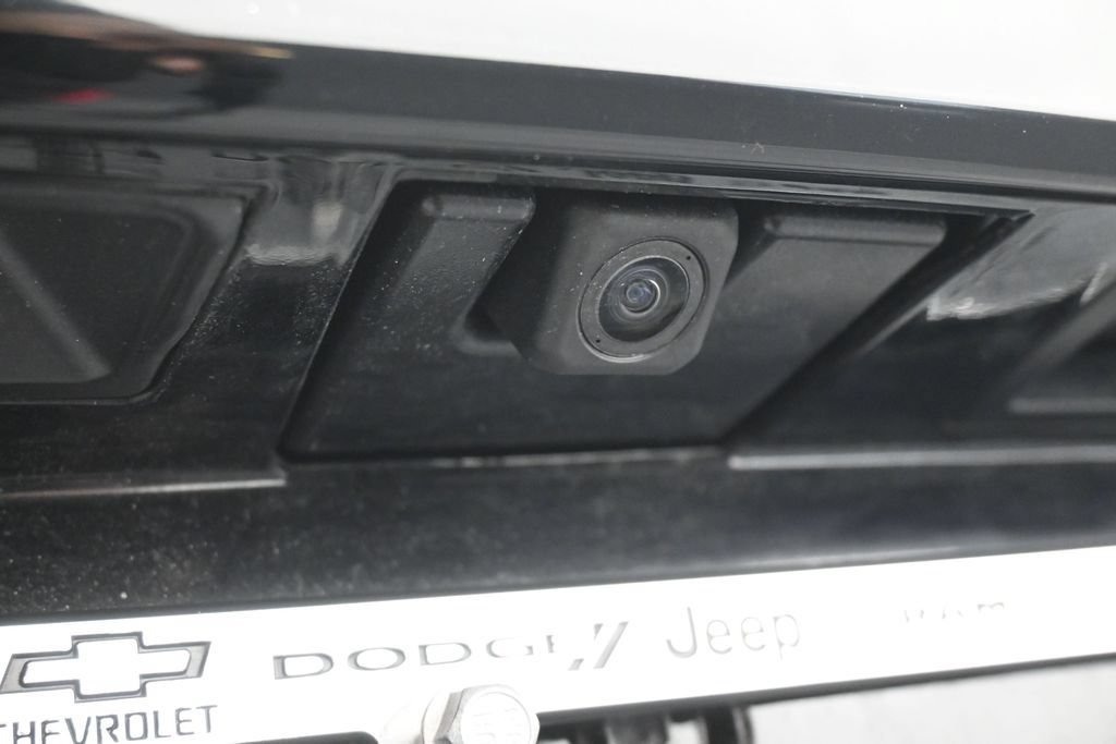 Used 2025 Toyota Sienna XLE w/ XLE Plus Package FWD image 35