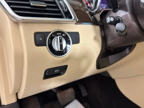 Used 2017 Mercedes-Benz GLS 450 4MATIC image 21