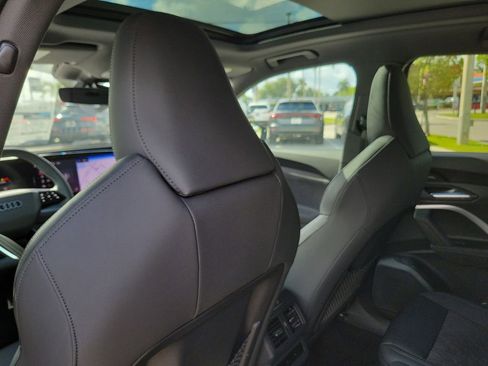 New 2025 Audi SQ5 Premium Plus image 24
