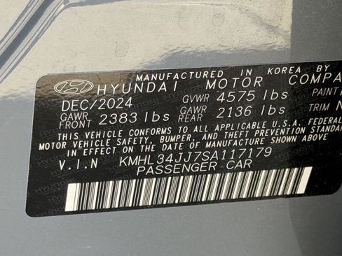 Used 2025 Hyundai Sonata SEL FWD image 29