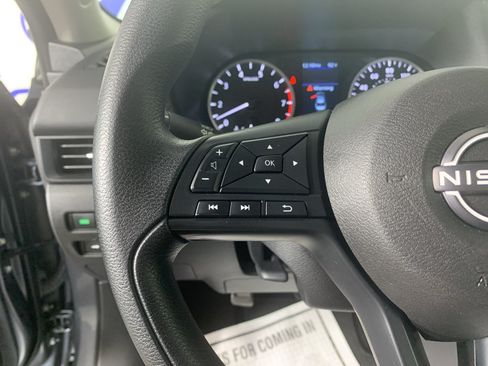 Used 2024 Nissan Sentra S FWD image 18