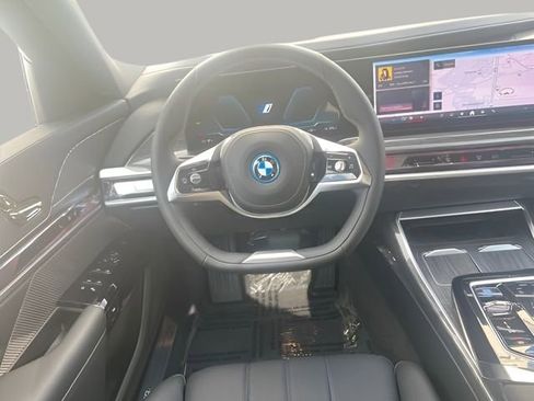 Used 2024 BMW i7 eDrive50 RWD image 13