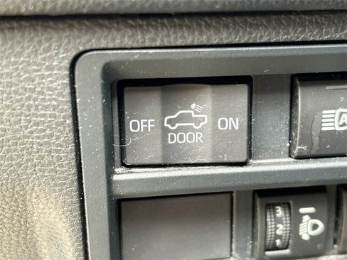 Used 2022 Toyota Tundra SR5 image 20