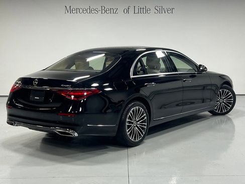 Used 2023 Mercedes-Benz S 580 4MATIC Sedan image 6