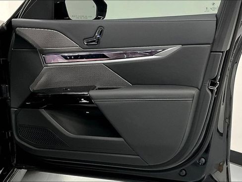 New 2025 BMW 760i xDrive AWD/4WD image 11