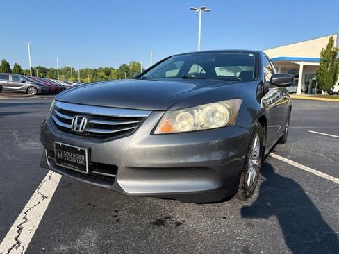 Used 2011 Honda Accord SE image 2