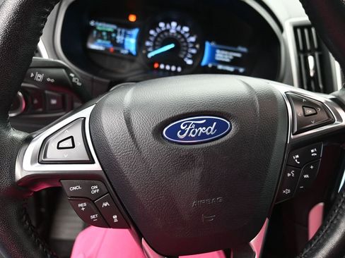 Used 2024 Ford Edge SEL image 23