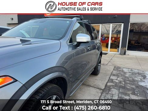 Used 2016 Volvo XC90 T6 R-Design w/ Protection Package Plus image 11