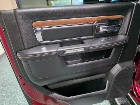Used 2016 RAM 1500 Laramie w/ Convenience Group image 20
