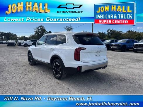 Used 2023 Kia Telluride S image 7