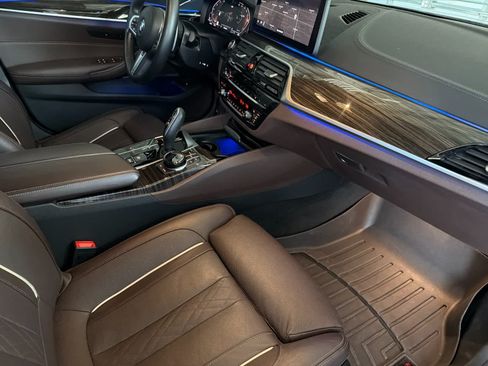 Used 2022 BMW 540i w/ Executive Package RWD image 16