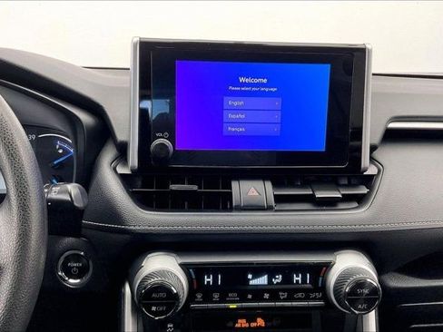 Used 2024 Toyota RAV4 XLE image 5