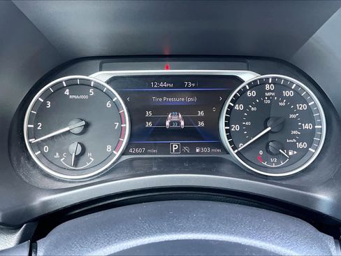 Certified 2024 Nissan Sentra SV image 25