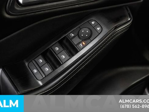 Used 2024 Nissan Rogue SV image 48