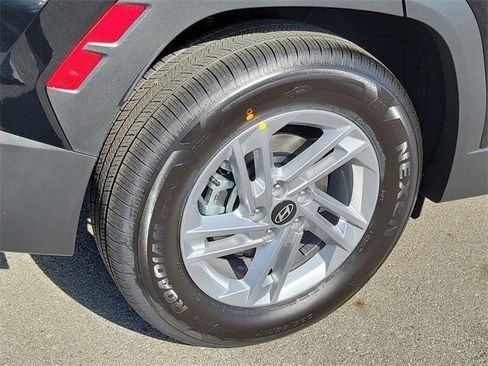 New 2026 Hyundai Tucson SE image 23