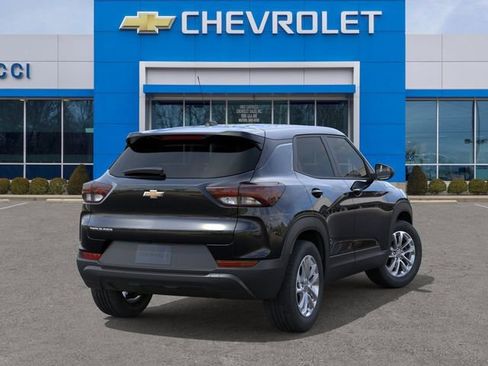 New 2026 Chevrolet TrailBlazer LS w/ LS Convenience Package FWD image 4
