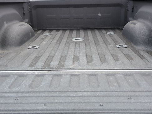 Used 2025 RAM 2500 Laramie AWD/4WD image 29