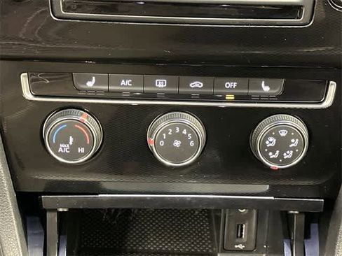 Used 2017 Volkswagen GTI S image 12