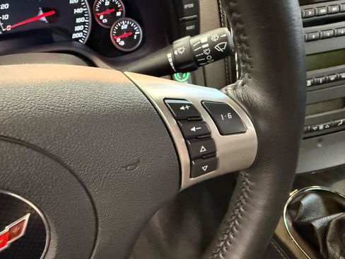 Used 2011 Chevrolet Corvette Coupe w/ 1LT RWD image 39