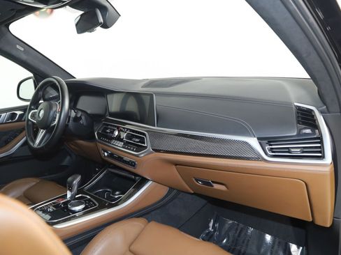 Used 2021 BMW X5 M w/ Executive Package image 61