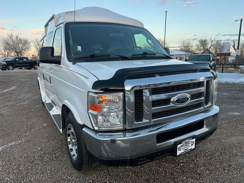 Used 2010 Ford E-150 and Econoline 150 image 3