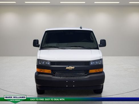 New 2026 Chevrolet Express 2500 w/ Driver Convenience Package RWD image 4