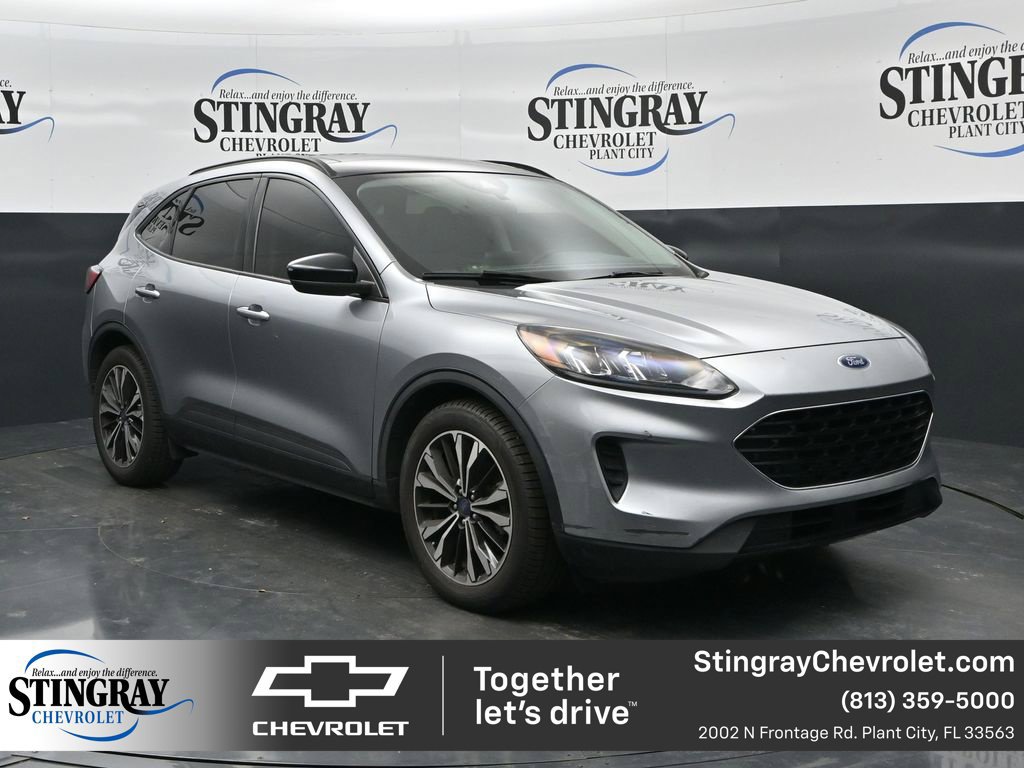 Used 2022 Ford Escape SE w/ SE Sport Appearance Package FWD 360° Tour