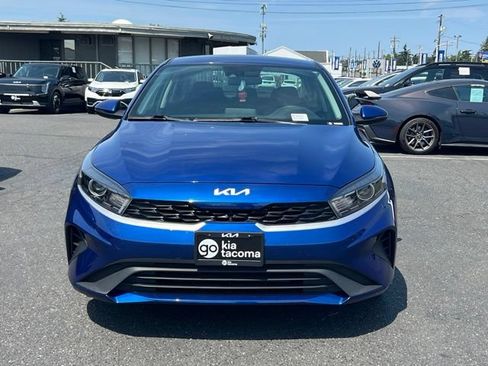 Certified 2024 Kia Forte LXS w/ LXS Technology Package FWD image 4