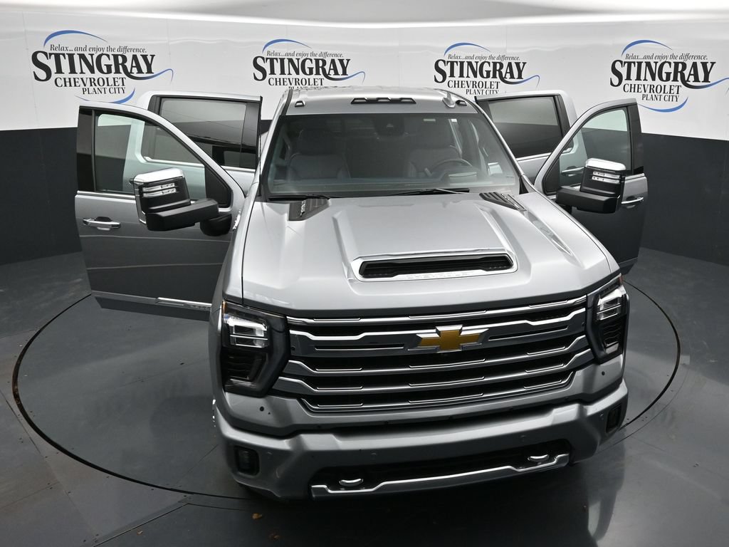 Used 2026 Chevrolet Silverado 3500 High Country w/ Technology Package AWD/4WD image 34
