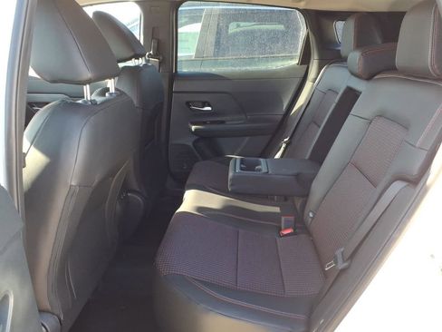 New 2026 Nissan Kicks SR w/ Cold Weather Package image 29