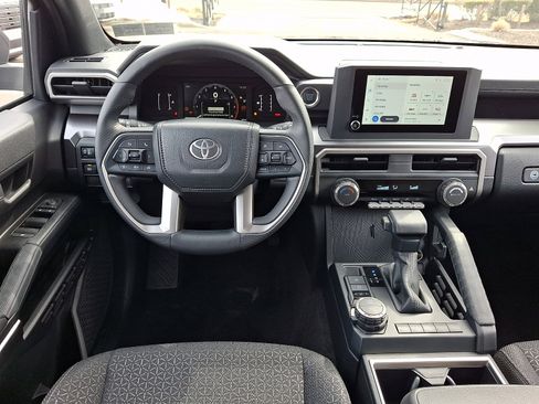 Used 2025 Toyota 4Runner SR5 image 11