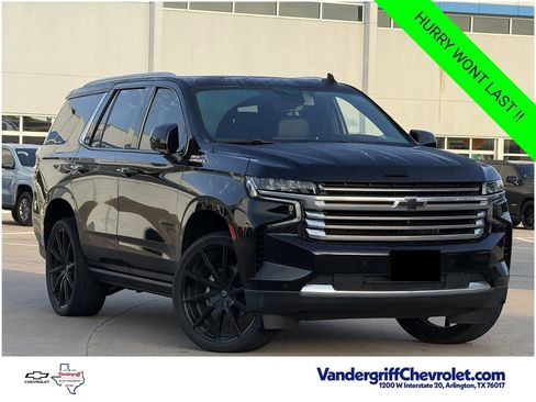 Certified 2024 Chevrolet Tahoe High Country AWD/4WD image 2