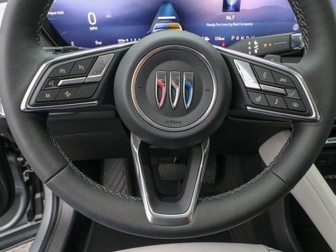 New 2026 Buick Envision Avenir image 17