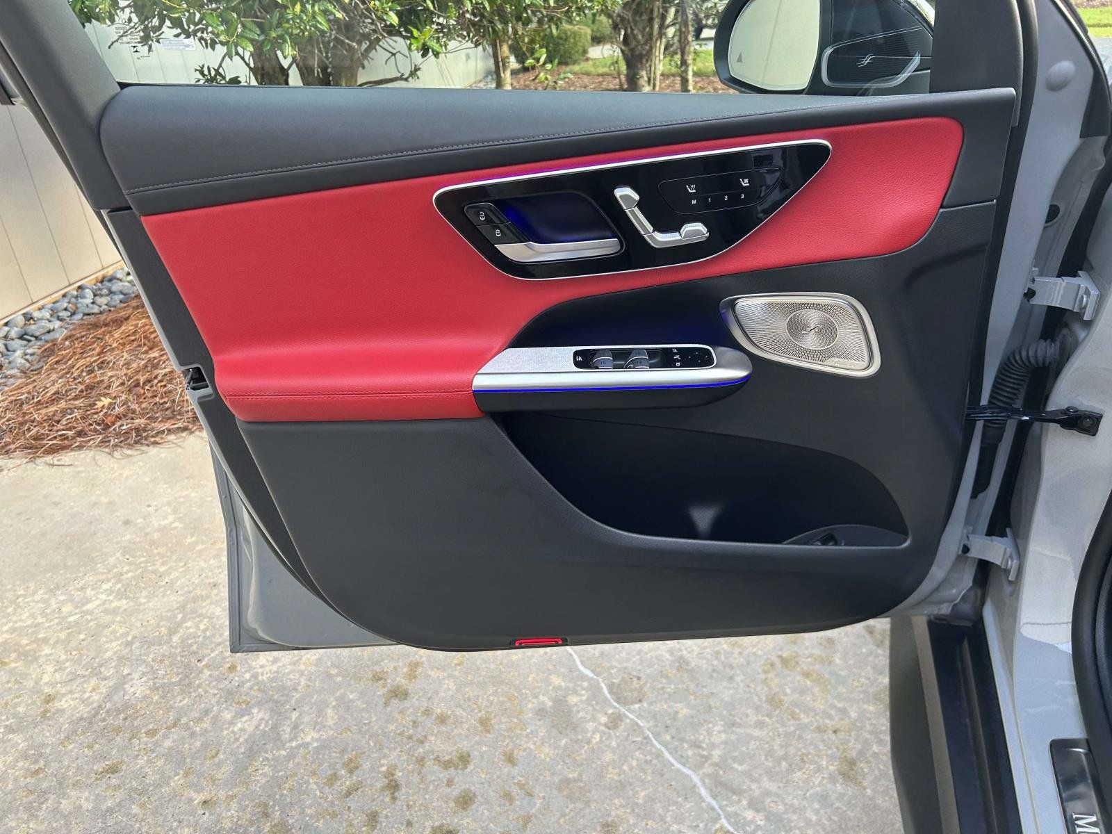 Certified 2025 Mercedes-Benz GLC 300 4MATIC image 19