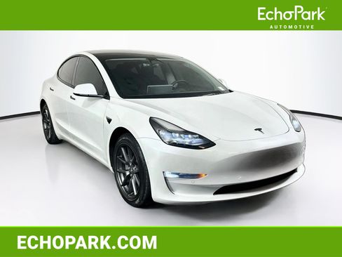 Used 2022 Tesla Model 3 Long Range AWD/4WD image 1
