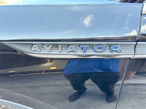 Used 2023 Lincoln Aviator Reserve image 36