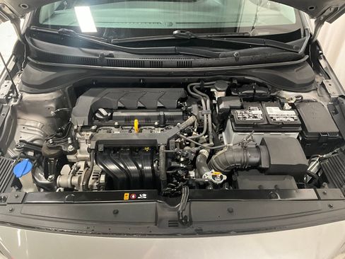 Used 2021 Hyundai Accent Limited w/ Cargo Package FWD image 13